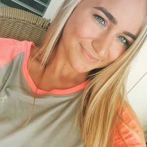 Meet your Posher, Melanie